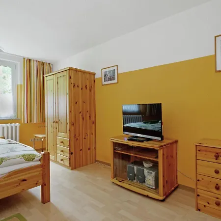 Elite With Garden In Spreenhage Holiday home